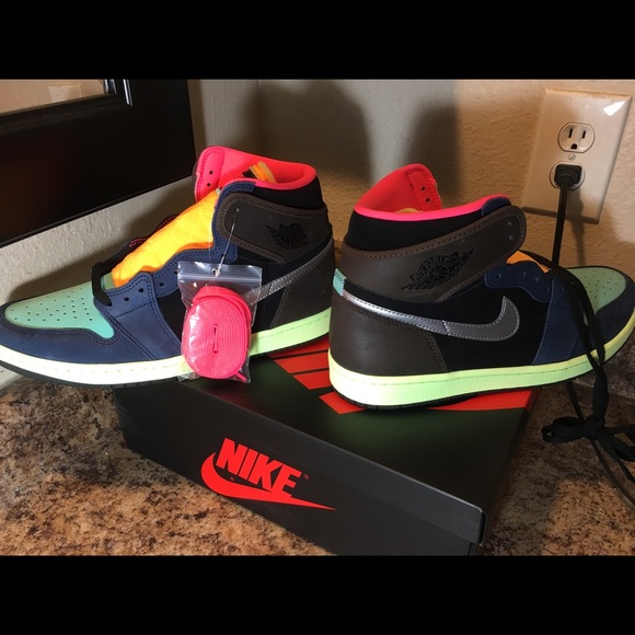 Air Jordan 1 - Picture 7 of 7